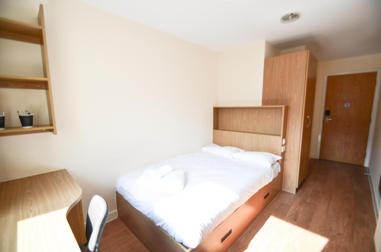 Citylivein Bournemouth Bagian luar foto